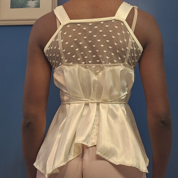 Vintage Coquette Top - Picture 2 of 7